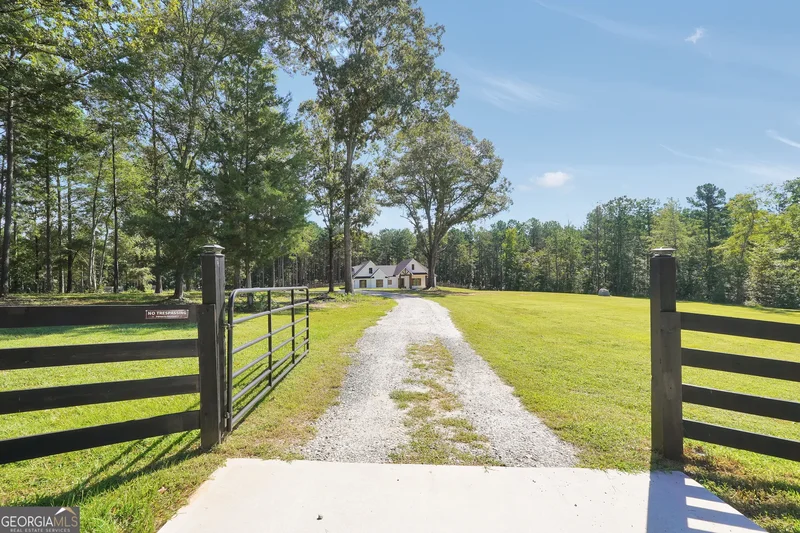 Milner, Georgia, United States. - Photo 59