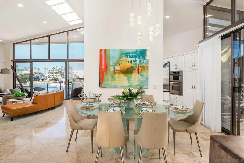 25 The Point, Coronado, California, United States. - Photo 5