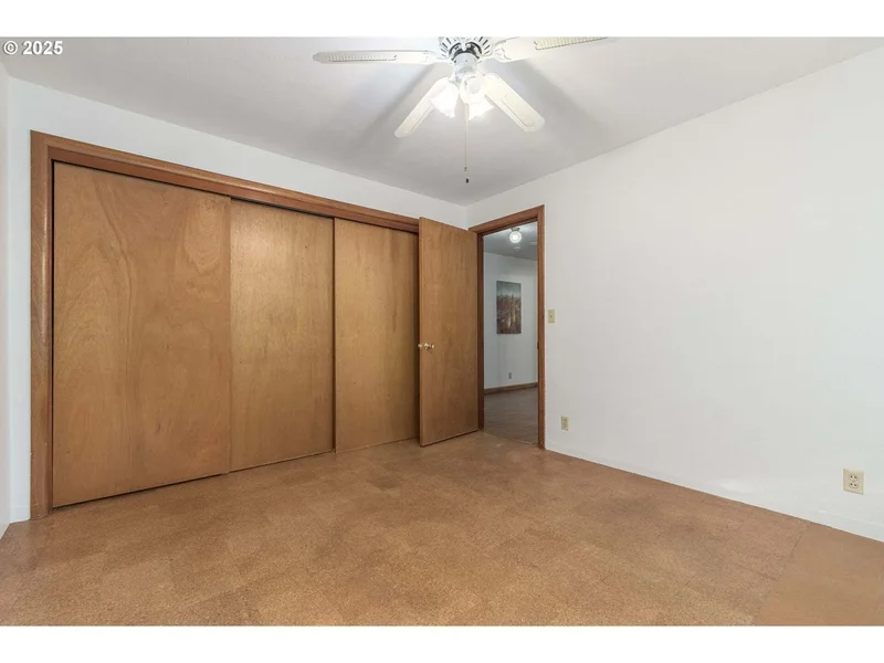 245 W 30th Ave, Eugene, OR 97405, Eugene, Oregon, United States. - Photo 21