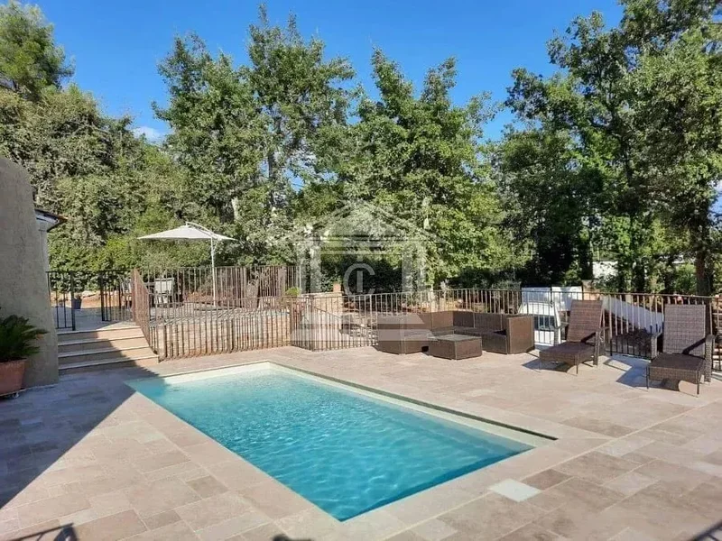 CALLIAN 6 ROOM VILLA WITH POOL
