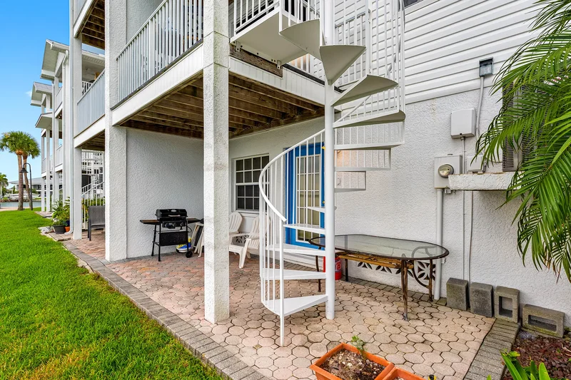 113 Yacht Club Circle, North Redington Beach, FL 33708, Madeira Beach, Florida, United States. - Photo 29
