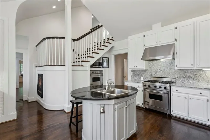16 Walker Terrace NE, Atlanta, Georgia, United States. - Photo 19