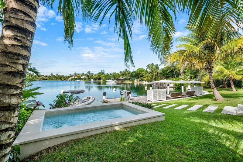 Columbia Road , Lyford Cay, NP, Nassau, New Providence, The Bahamas. - Photo 39