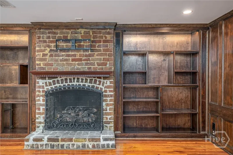 108 W Gordon Street, Savannah, Georgia, United States. - Photo 35