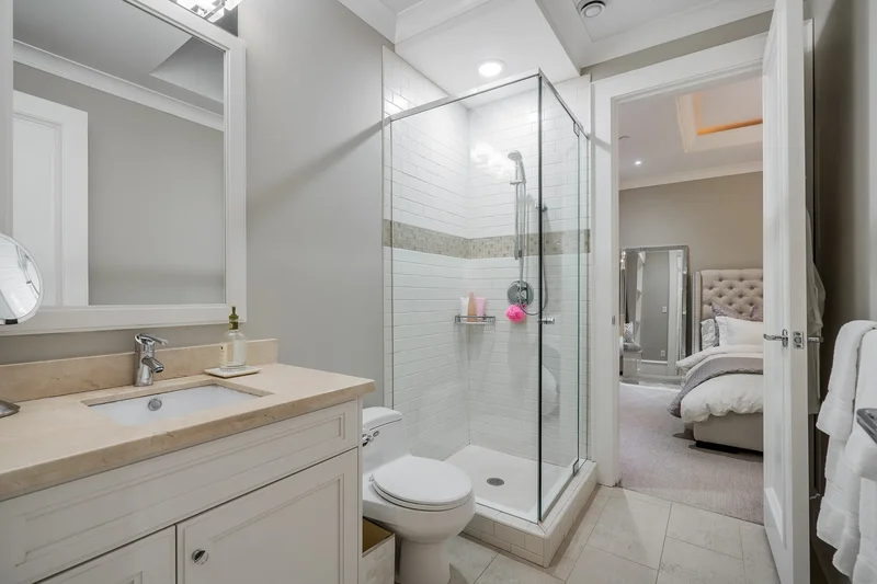 2312 Kings Avenue, West Vancouver, BC V7V 2C4, West Vancouver, British Columbia, Canada. - Photo 14