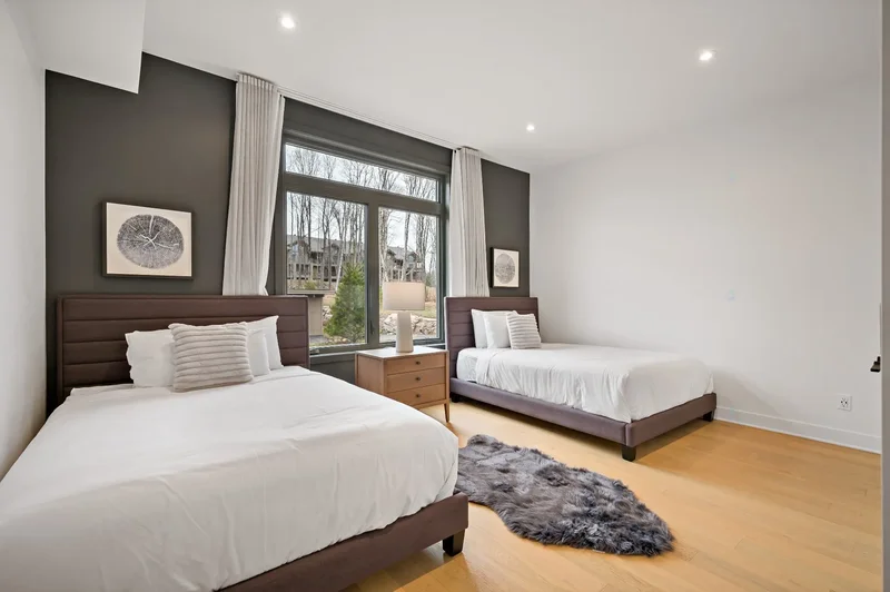 2020 Allée du Val-de-Bagnes 101, Mont-Tremblant, Quebec, Canada. - Photo 17