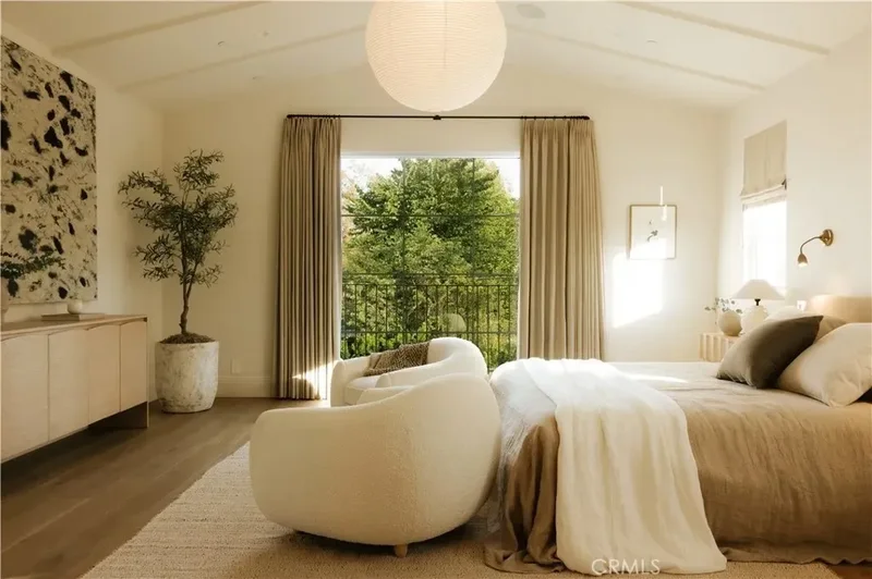 4748 Noble Avenue, Los Angeles, California, United States. - Photo 35