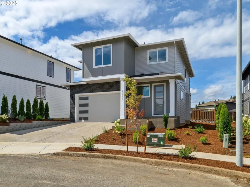 2271 SW Phyllis Pl, Gresham, OR 97080, Gresham, Oregon, United States. - Photo 2