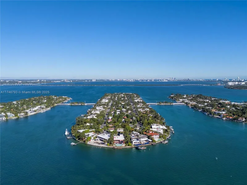 228 + 302 W Dilido Dr, Miami Beach, Florida, United States. - Photo 61