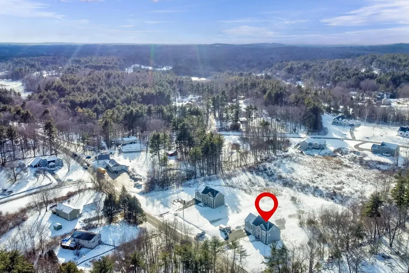 343 Island Pond Road, Derry, NH 03038, Derry, New Hampshire, United States. - Photo 47
