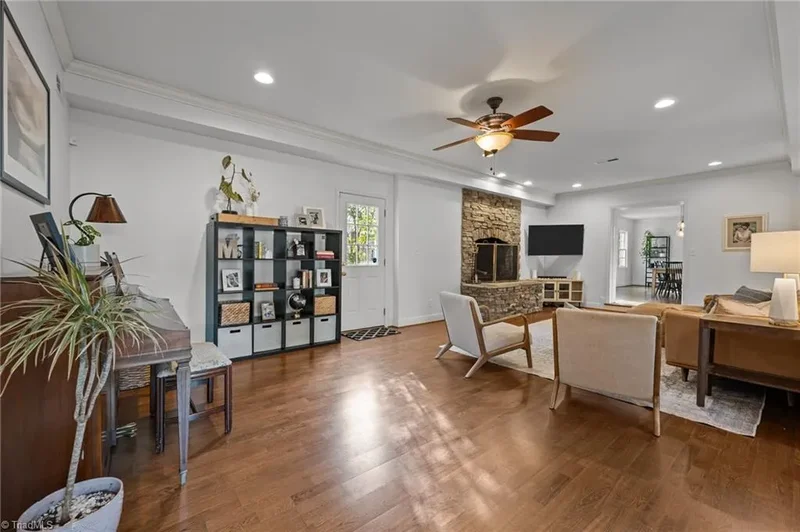 124 Beverly Place, Greensboro, NC 27403, Greensboro, North Carolina, United States. - Photo 15