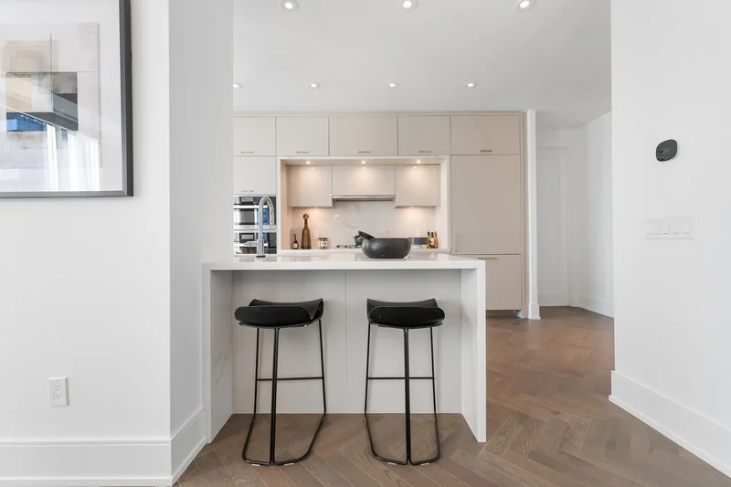 455 Wellington St W  1105, Toronto, ON M5V 0V8, Toronto, Ontario, Canada. - Photo 2