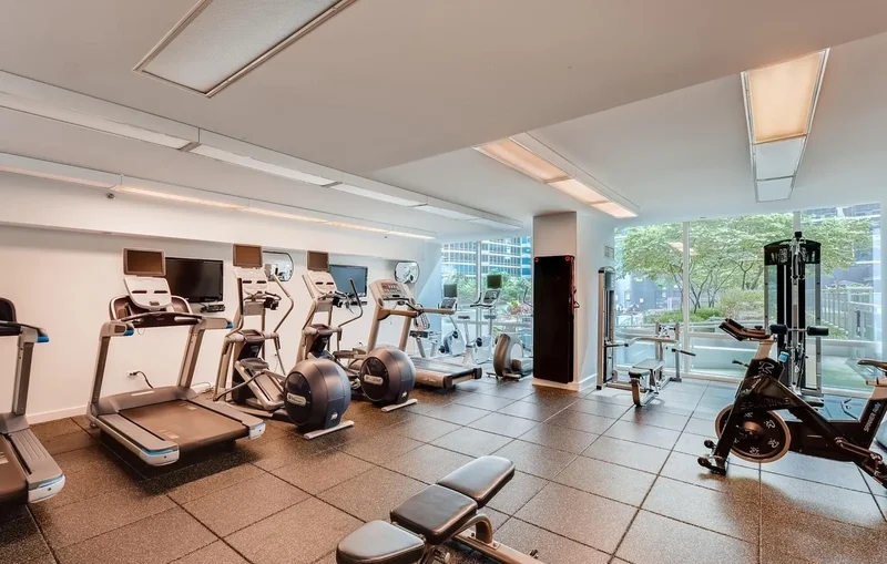505 N McClurg Court #203, Chicago, Illinois, United States. - Photo 2