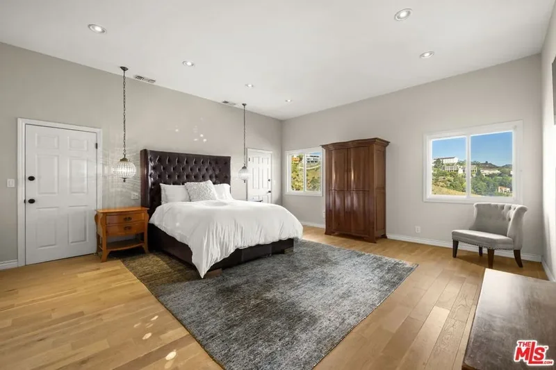 1018 N Tigertail Road, Los Angeles, California, United States. - Photo 26
