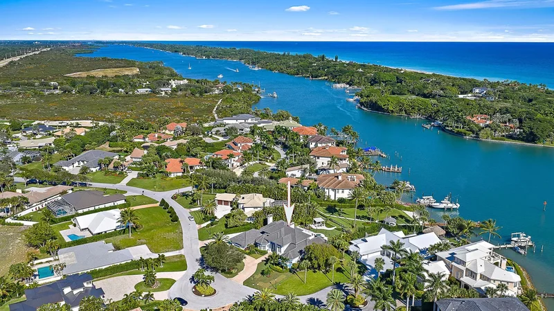 11971 SE Tiffany Way, Tequesta, Florida, United States. - Photo 37