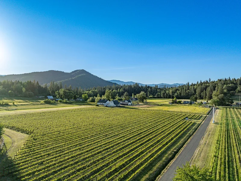 5719 Jerome Prairie, Grants Pass, OR, 97527, USA, Grants Pass, Oregon, United States. - Photo 78