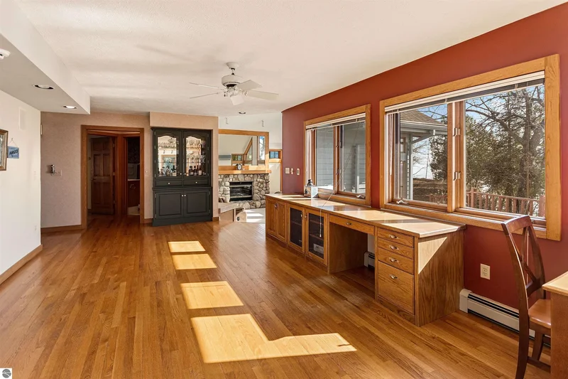 14088 Bluff Road, Traverse City, MI 49686, Traverse City, Michigan, United States. - Photo 46