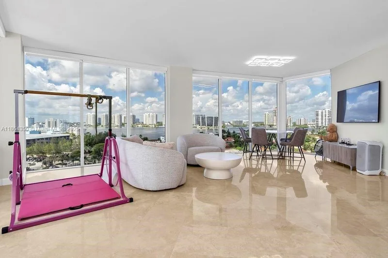 18671 Collins Ave 1203, Golden Beach, Florida, United States. - Photo 38
