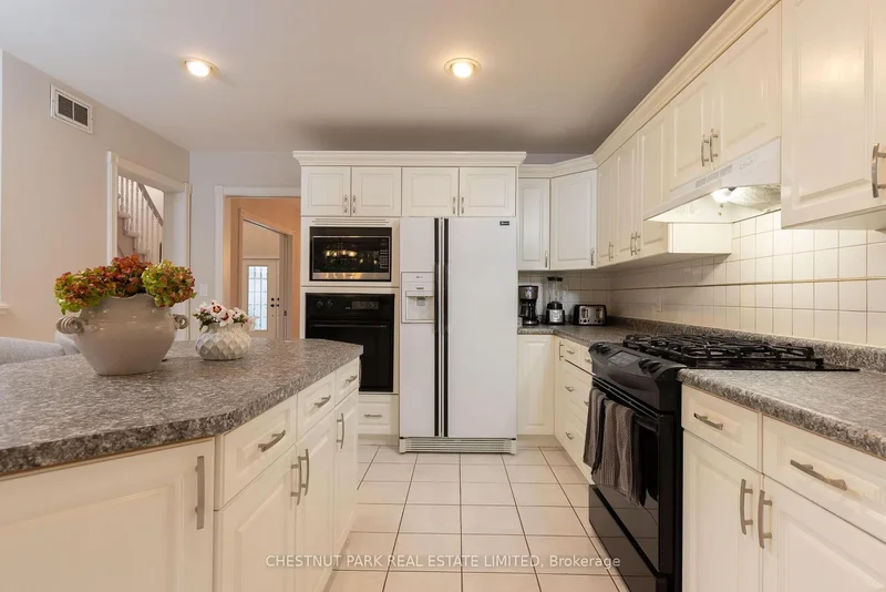 81 Francis Creek Boulevard, St. Catharines, Ontario, Canada. - Photo 23