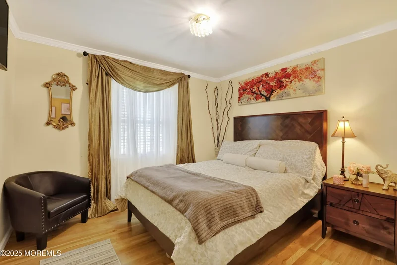 8 Kensington Drive, Manalapan, NJ 07726, Manalapan Township, New Jersey, United States. - Photo 36