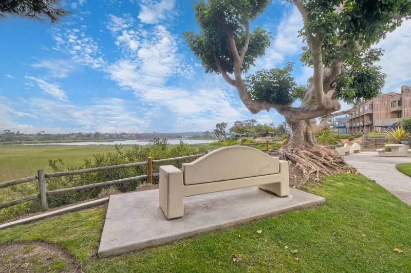 543 Laguna Drive , Carlsbad, CA 92008, Carlsbad, California, United States. - Photo 21