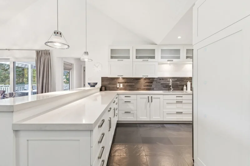 890 Allée Royale, Mont-Tremblant, Quebec, Canada. - Photo 29