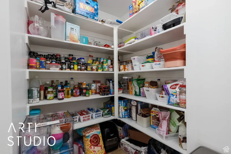 7212 S HAROLDS WAY E, Ogden, Utah, United States. - Photo 15