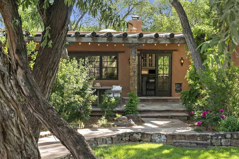 1299 Upper Canyon Road, Santa Fe, NM 87501, Santa Fe, New Mexico, United States. - Photo 32