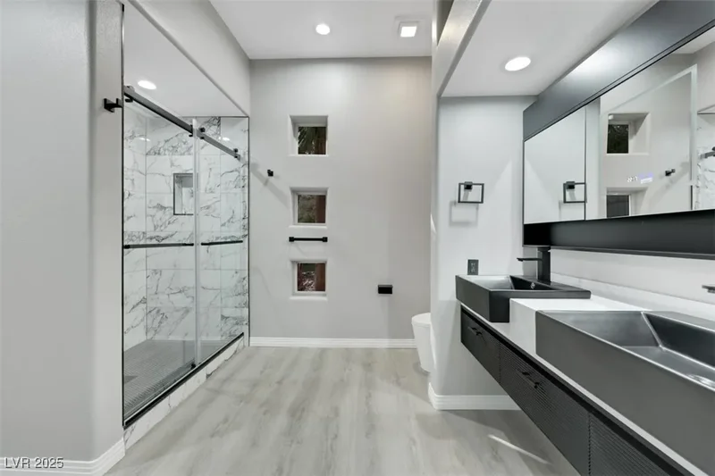3860 Hildebrand Lane, Las Vegas, Nevada, United States. - Photo 19