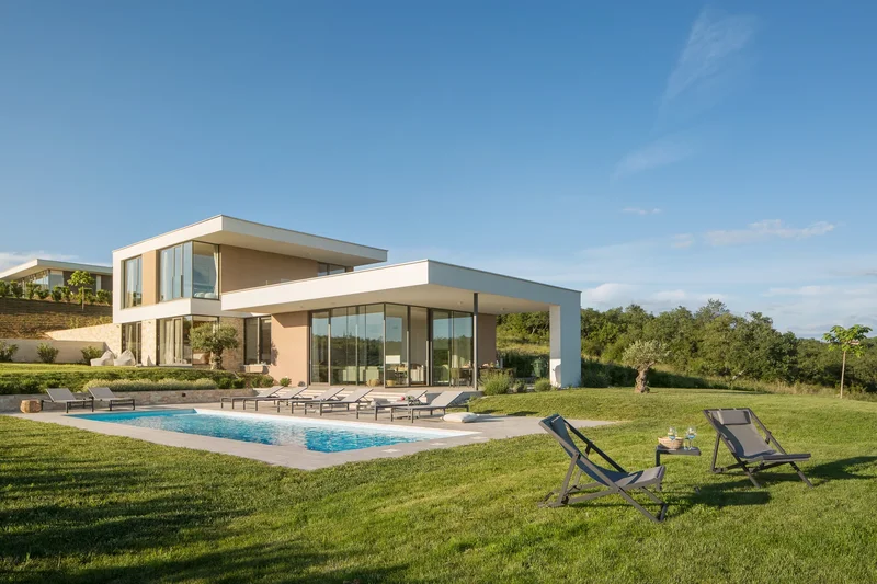 Luxury villa with extraordinary sea view, Brtonigla