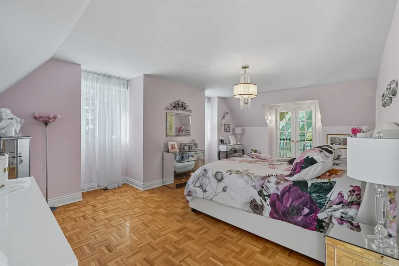 581 Rue Ernest-Choquette, Mont-Saint-Hilaire, Quebec, Canada. - Photo 55