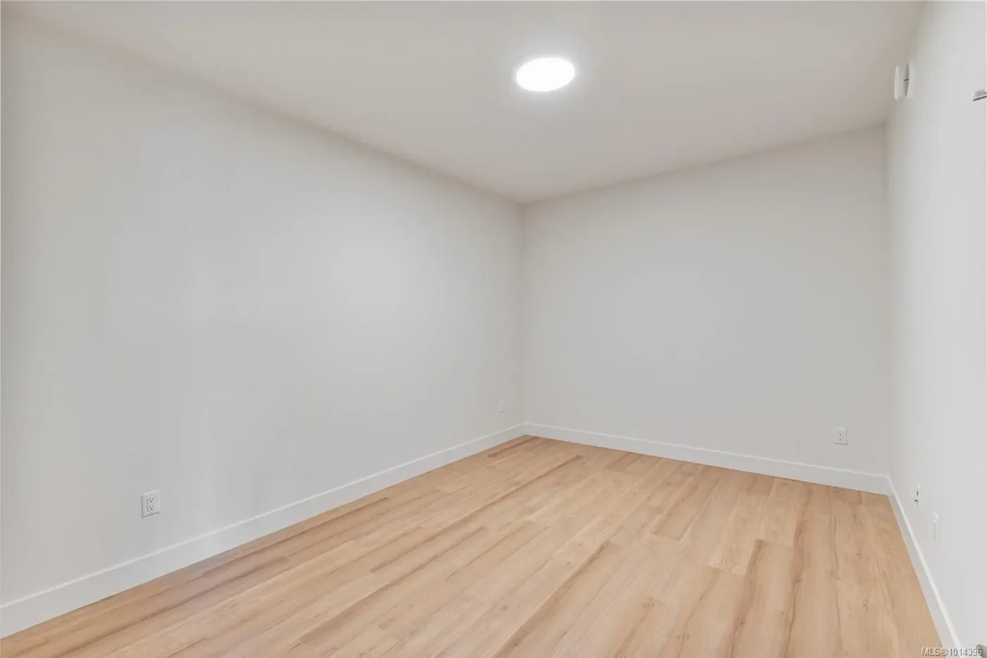 2332 Copper Rock Crt 117, Langford, British Columbia, Canada. - Photo 33