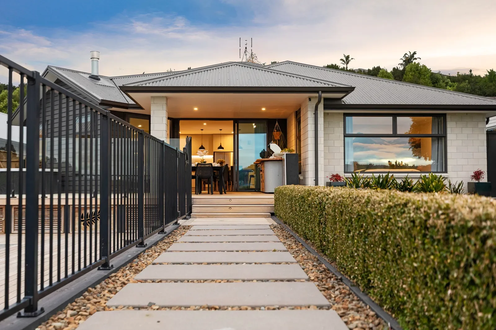 Exterior photo 10