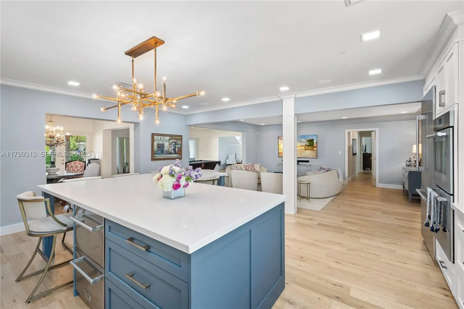 725 Vilabella Ave, Coral Gables, Florida, United States. - Photo 11