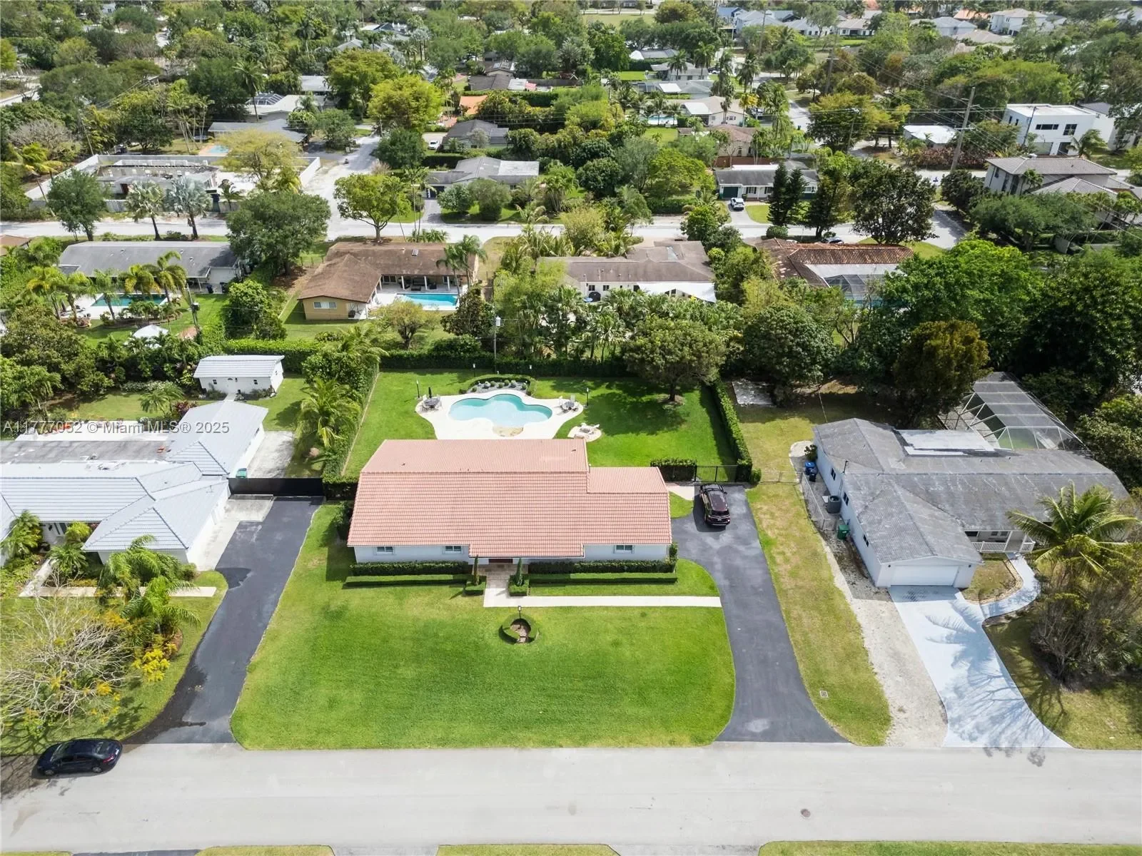 8860 SW 155th Ter, Cutler Bay, Florida, United States. - Photo 26