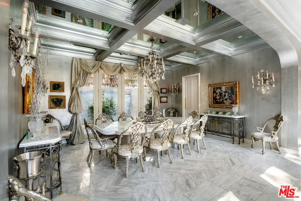 10275 Century Woods Drive, Los Angeles, California, United States. - Photo 3
