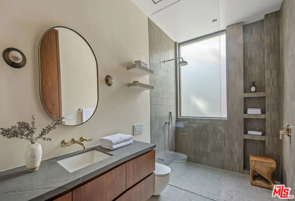 2535 Hutton Drive, Beverly Hills, California, United States. - Photo 7