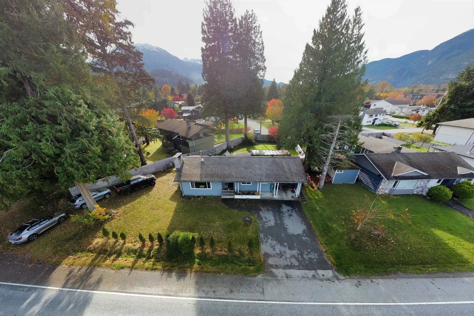 2026 Garibaldi Way, Squamish, British Columbia, Canada. - Photo 12