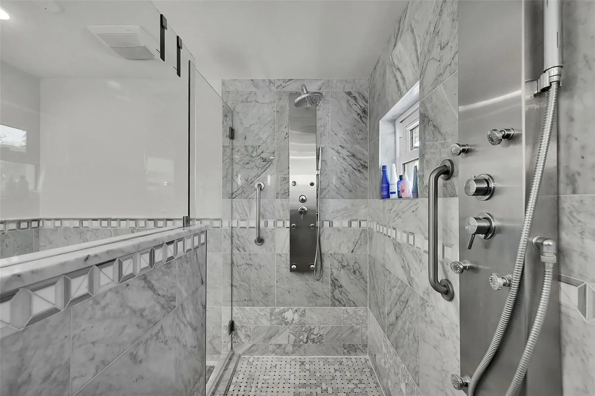 3999 NE 15th Ave, Oakland Park, Florida, United States. - Photo 38