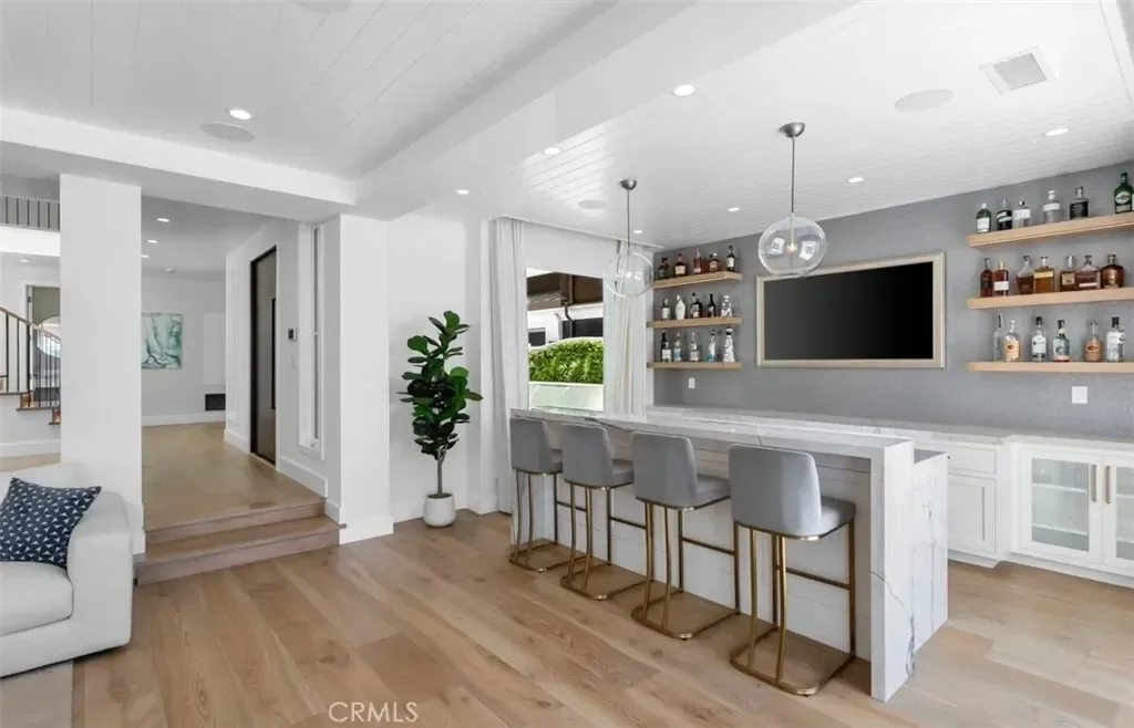 2401 Bayshore Drive, Newport Beach, California, United States. - Photo 31