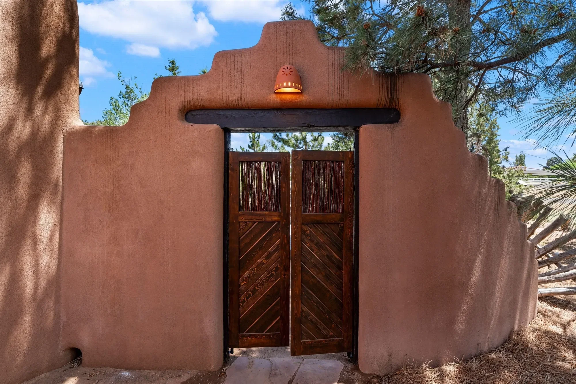 266 Tano Road , Santa Fe, NM 87506, Santa Fe, New Mexico, United States. - Photo 22