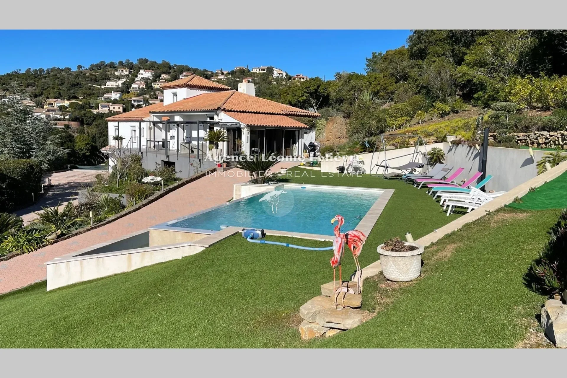 Roquebrune-sur-Argens, Provence-Alpes-Côte d'Azur, France. - Photo 8