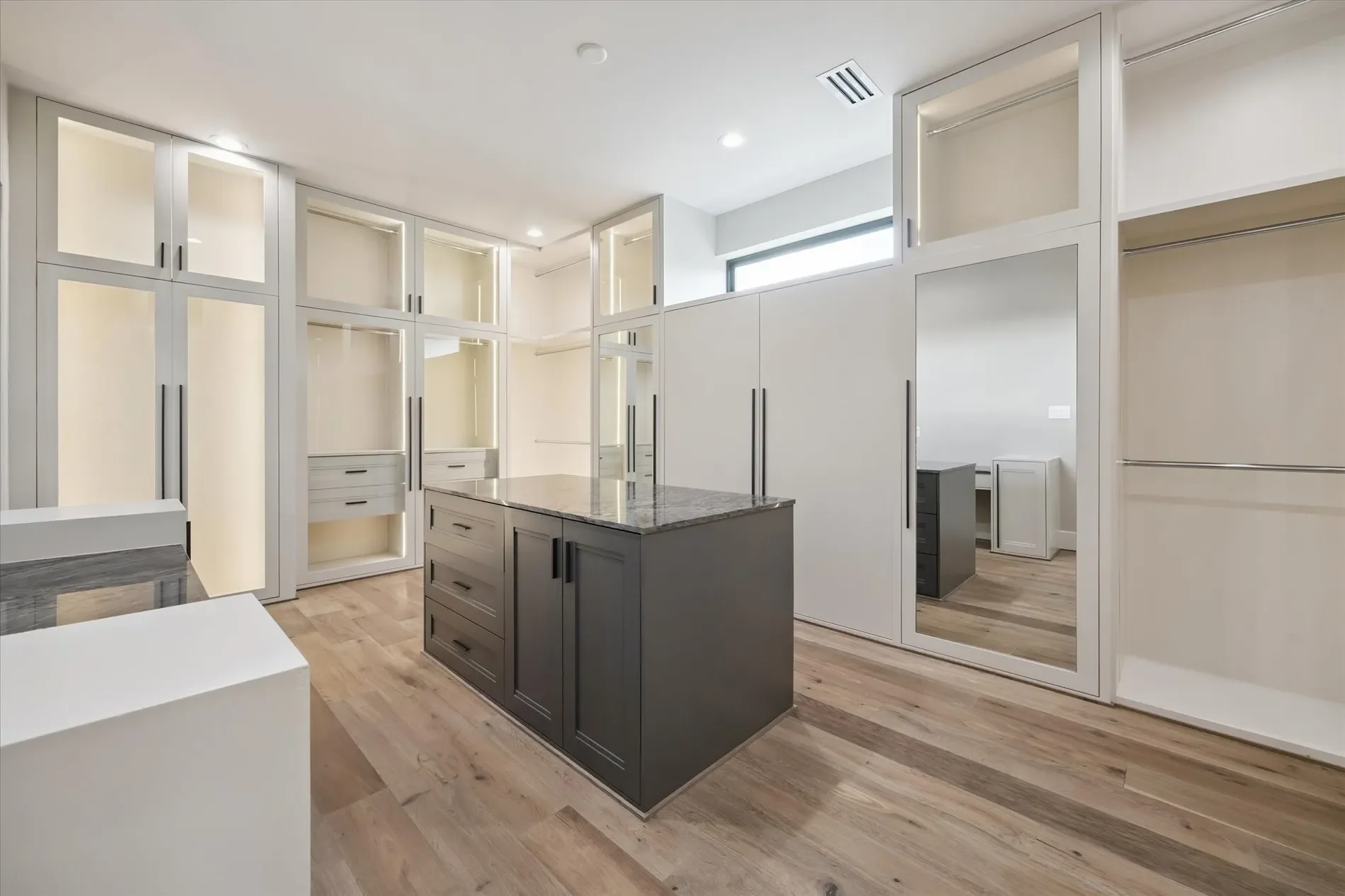 2120 Branard Street, Houston, TX 77098, Houston, Texas, United States. - Photo 21