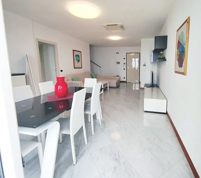 Ospedaletti, Liguria, Italy. - Photo 2