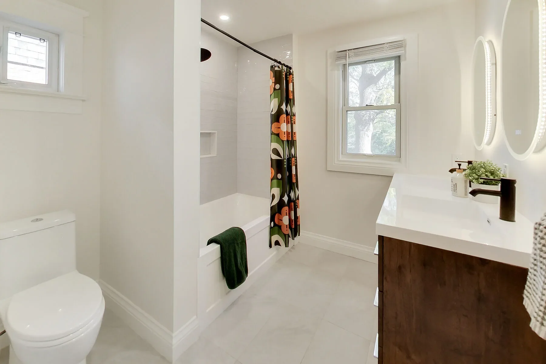 Gallery photo 2