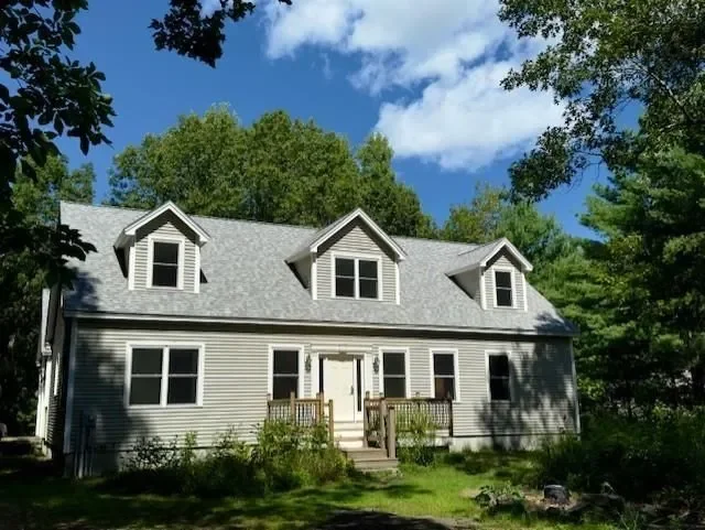 4 Bedrooms Single Family Detached