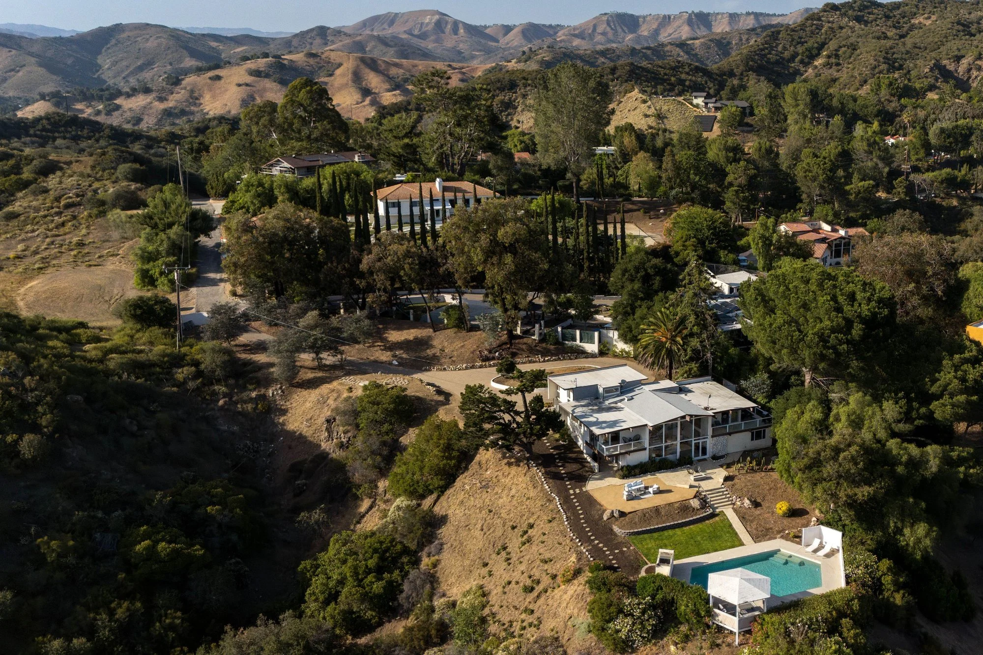 26094 Mulholland Highway , Calabasas, CA 91302, Hidden Hills, California, United States. - Photo 35