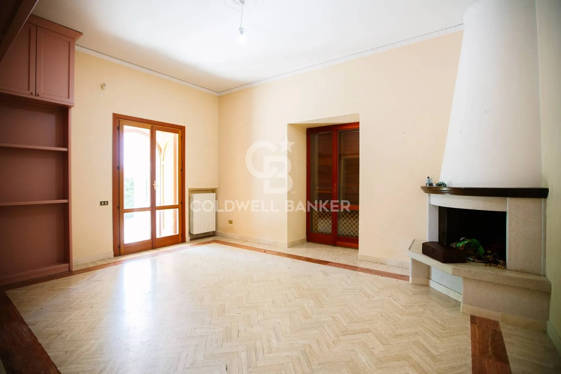 via IV novembre 22, Campobasso, Molise, Italy. - Photo 40