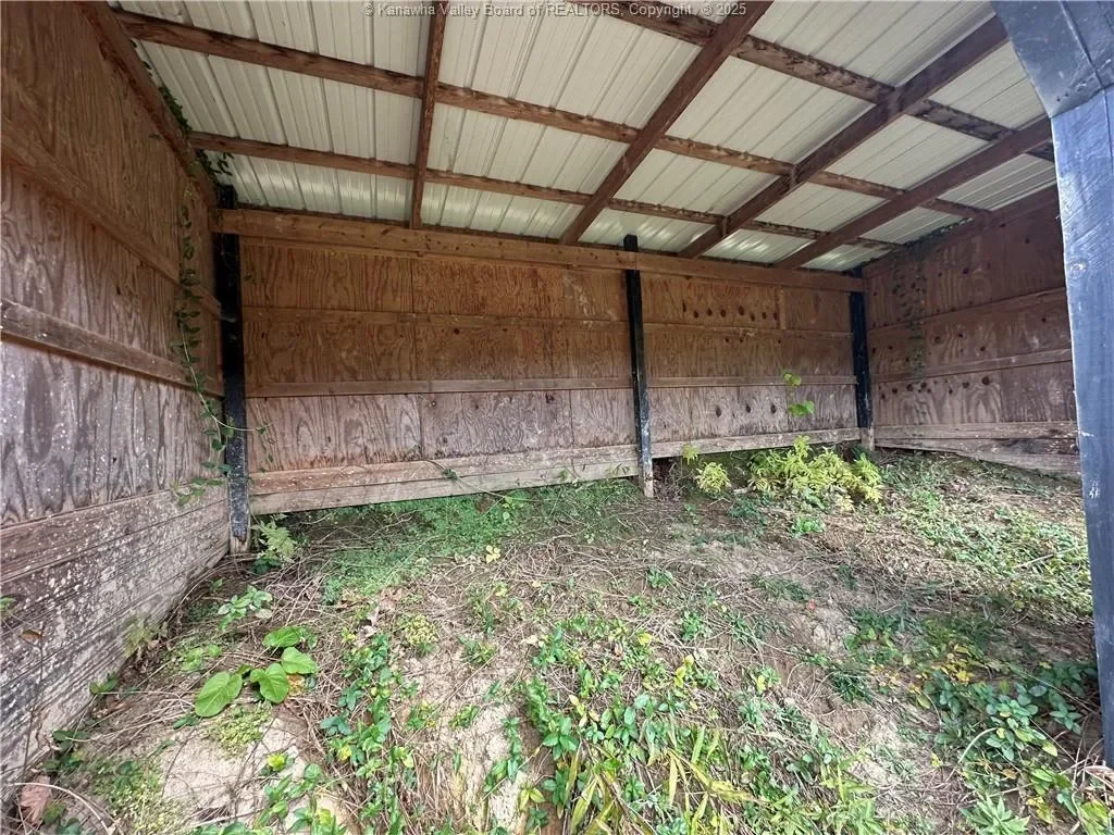 365 Astor Lane, Point Pleasant, WV 25550, Point Pleasant, West Virginia, United States. - Photo 10