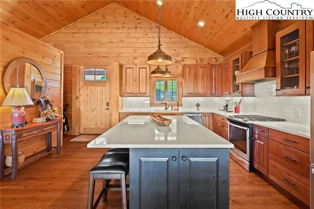 584 Grey Fox Ridge Road, Banner Elk, NC 28604, Banner Elk, North Carolina, United States. - Photo 10